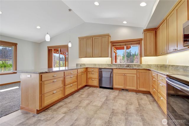 177 S Sunrise Boulevard, Camano Island, WA 98282