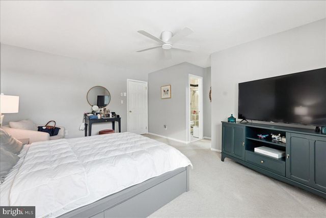 159 HENDERSON PL, Hightstown, NJ 08520