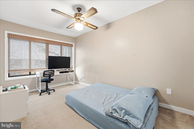 159 HENDERSON PL, Hightstown, NJ 08520