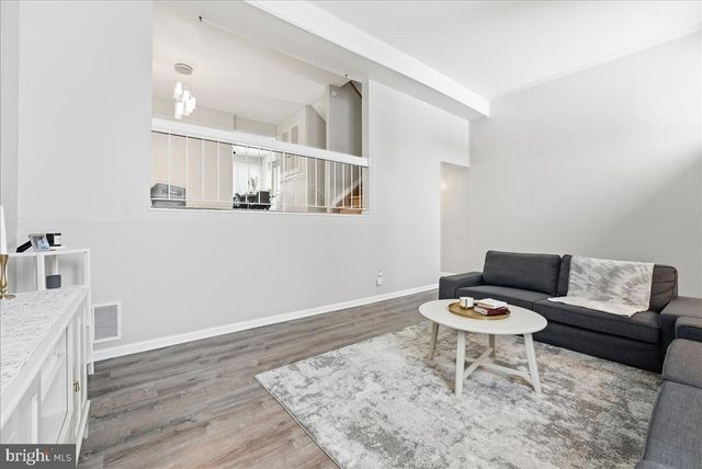 159 HENDERSON PL, Hightstown, NJ 08520