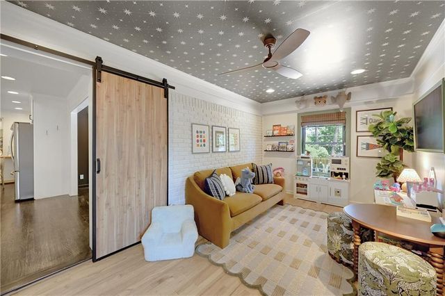 2334 Cortez Way NE, Brookhaven, GA 30319