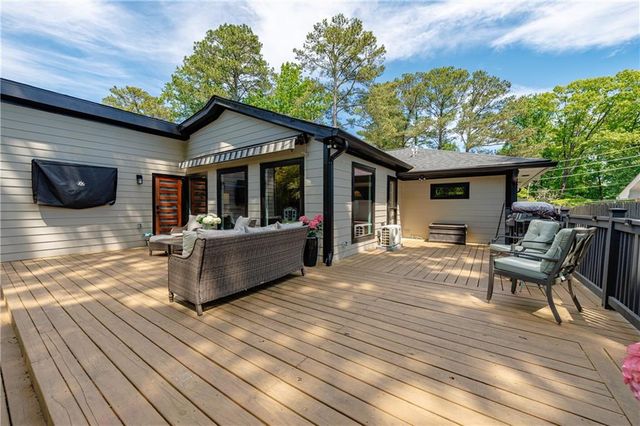 2334 Cortez Way NE, Brookhaven, GA 30319