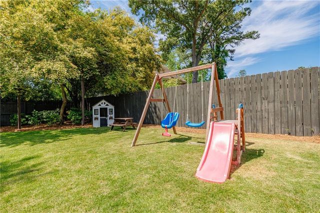 2334 Cortez Way NE, Brookhaven, GA 30319