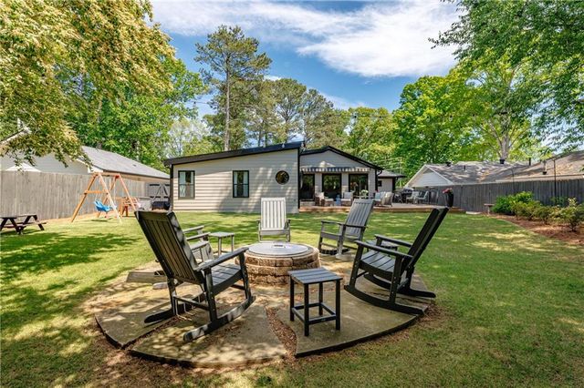 2334 Cortez Way NE, Brookhaven, GA 30319