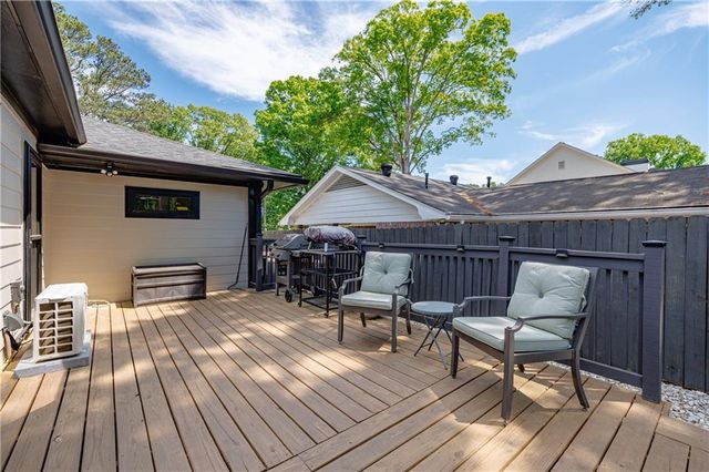 2334 Cortez Way NE, Brookhaven, GA 30319