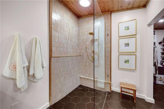 2334 Cortez Way NE, Brookhaven, GA 30319