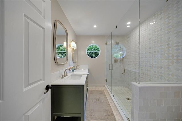 2334 Cortez Way NE, Brookhaven, GA 30319