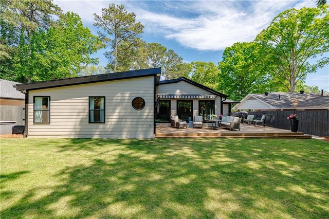 2334 Cortez Way NE, Brookhaven, GA 30319