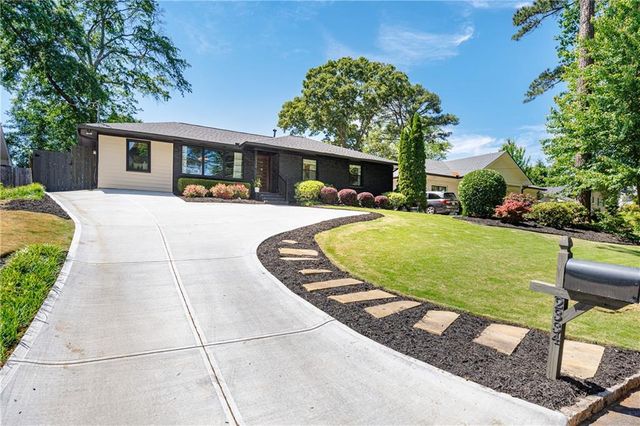 2334 Cortez Way NE, Brookhaven, GA 30319