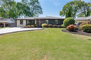 2334 Cortez Way NE, Brookhaven, GA 30319