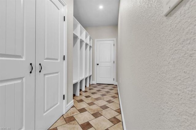 1717 Long Ridge RD, Chesapeake, VA 23322