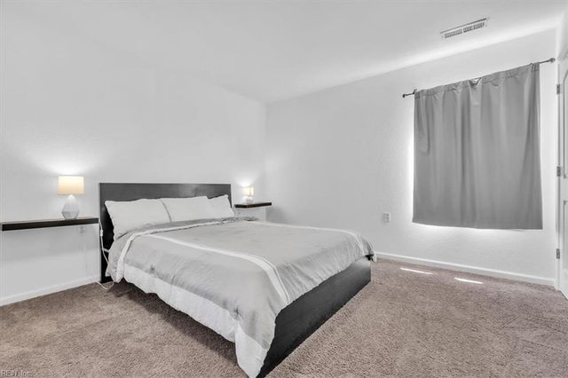 1717 Long Ridge RD, Chesapeake, VA 23322