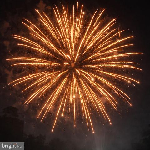 8012 LAKECREST DR, Greenbelt, MD 20770