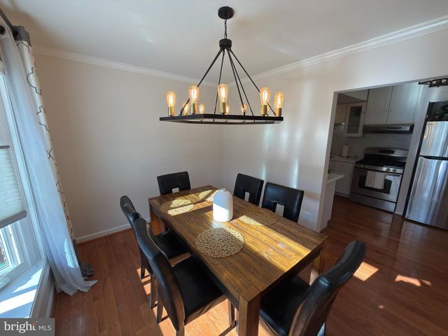 8012 LAKECREST DR, Greenbelt, MD 20770