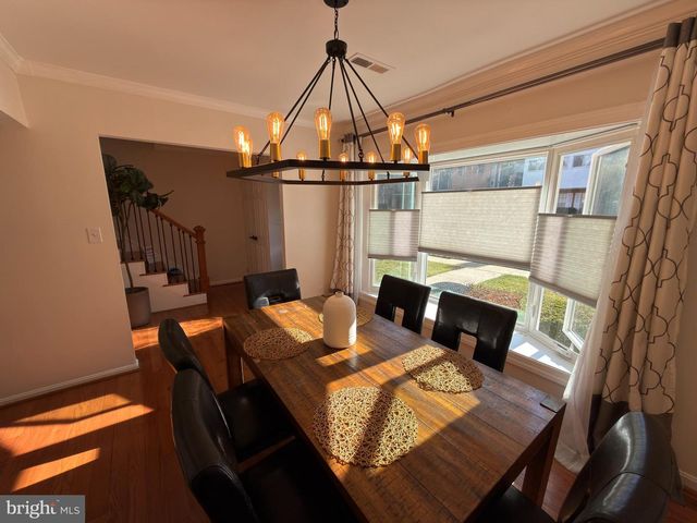 8012 LAKECREST DR, Greenbelt, MD 20770