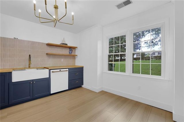 3166 Corner Oak Drive, Norcross, GA 30071