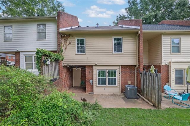 3166 Corner Oak Drive, Norcross, GA 30071