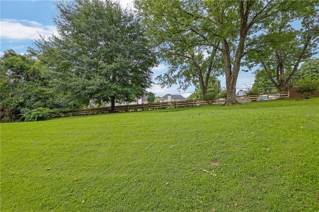 3166 Corner Oak Drive, Norcross, GA 30071