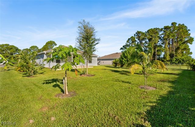 358 Pembroke ST, Lehigh Acres, FL 33974