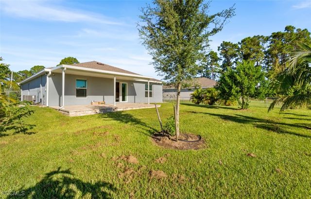 358 Pembroke ST, Lehigh Acres, FL 33974