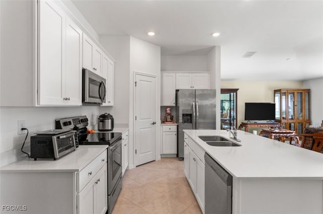 358 Pembroke ST, Lehigh Acres, FL 33974