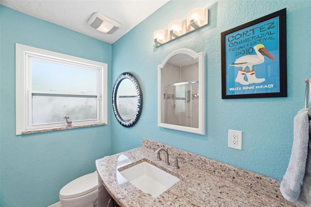 6765 3RD AVENUE N, St Petersburg, FL 33710