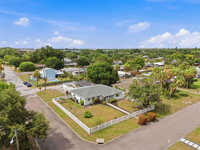 6765 3RD AVENUE N, St Petersburg, FL 33710