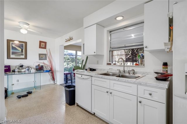 5155 Sunnybrook CT, Cape Coral, FL 33904