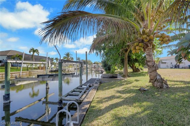 5155 Sunnybrook CT, Cape Coral, FL 33904