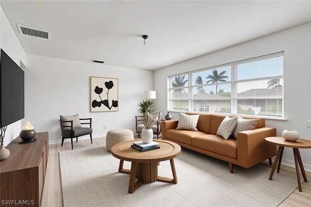 5155 Sunnybrook CT, Cape Coral, FL 33904