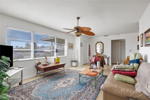 5155 Sunnybrook CT, Cape Coral, FL 33904