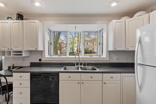 43 Bradford Avenue, Haverhill, MA 01835