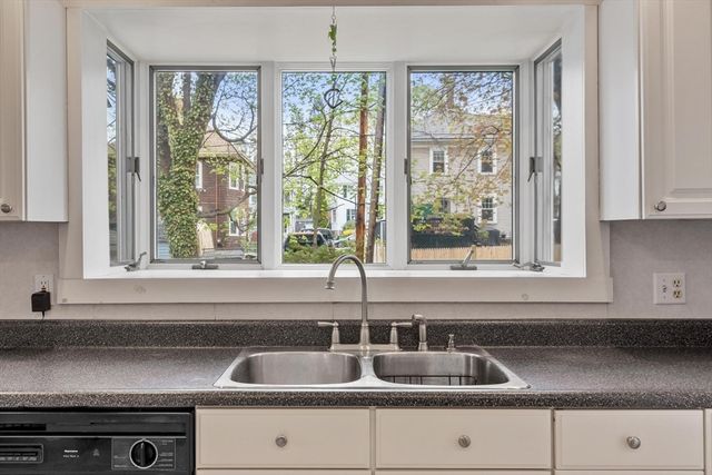 43 Bradford Avenue, Haverhill, MA 01835