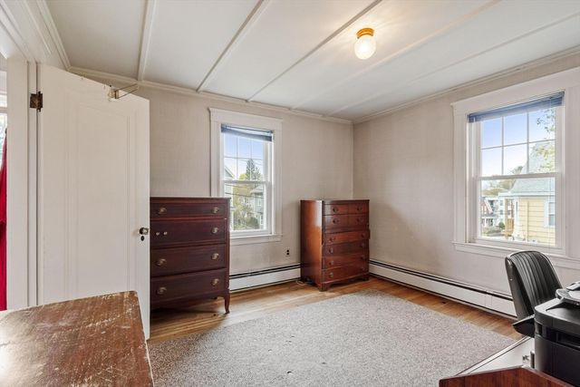 43 Bradford Avenue, Haverhill, MA 01835