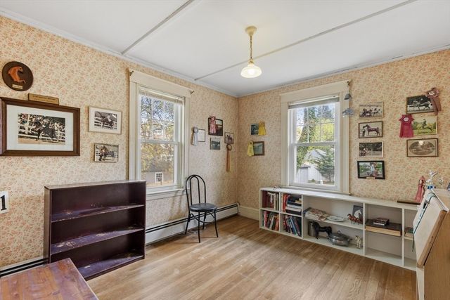 43 Bradford Avenue, Haverhill, MA 01835
