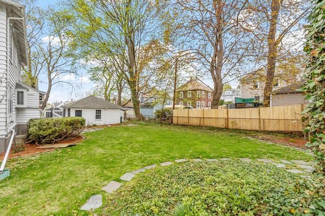 43 Bradford Avenue, Haverhill, MA 01835
