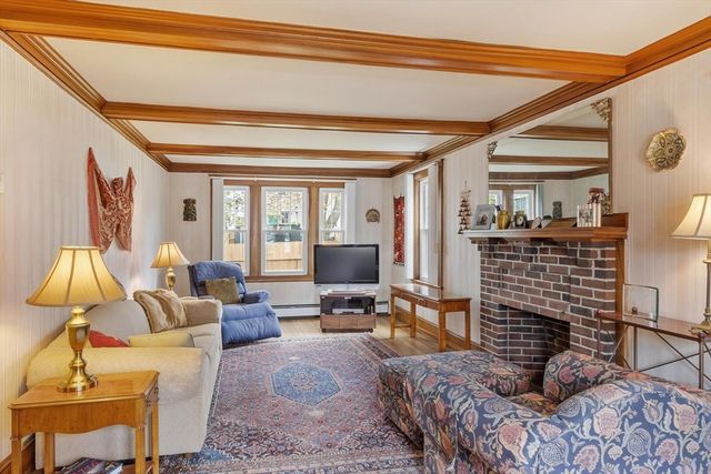 43 Bradford Avenue, Haverhill, MA 01835