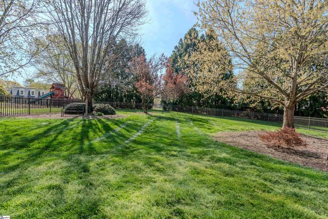 459 Cobblestone Drive, Inman, SC 29349