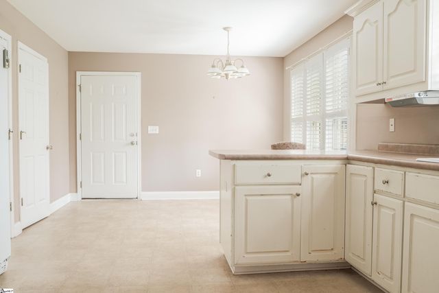 459 Cobblestone Drive, Inman, SC 29349