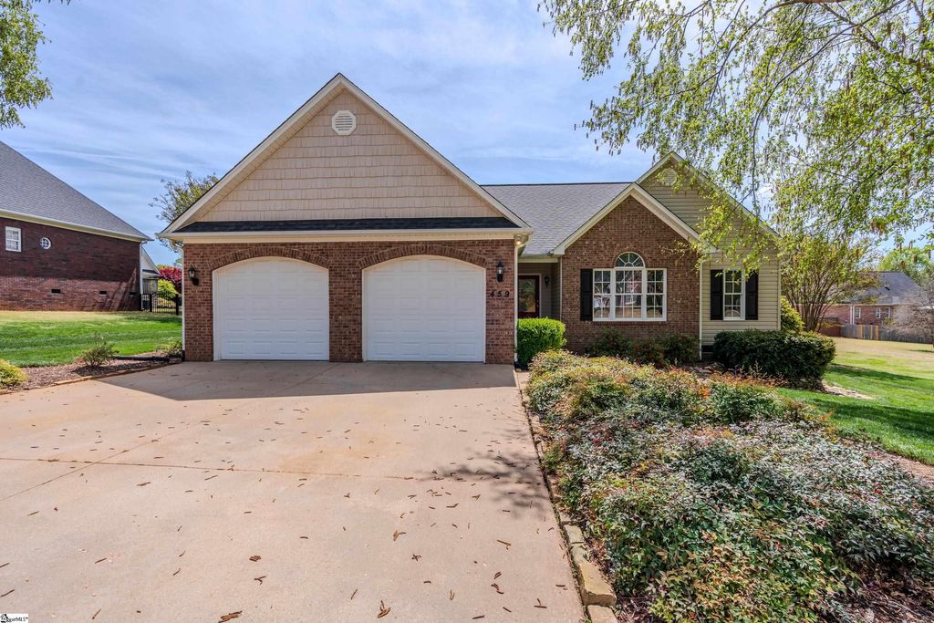 459 Cobblestone Drive, Inman, SC 29349