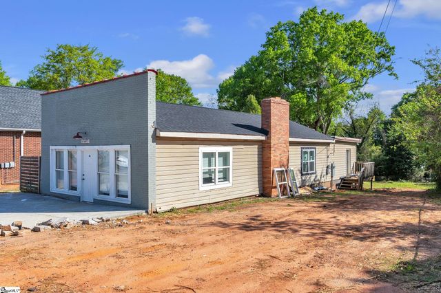 612 W Main Street, Easley, SC 29640