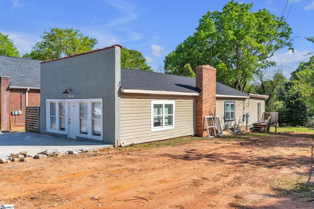 612 W Main Street, Easley, SC 29640