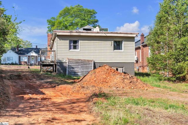 612 W Main Street, Easley, SC 29640