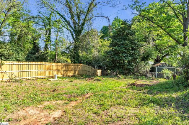 612 W Main Street, Easley, SC 29640