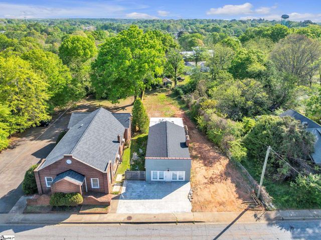 612 W Main Street, Easley, SC 29640
