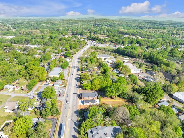 612 W Main Street, Easley, SC 29640