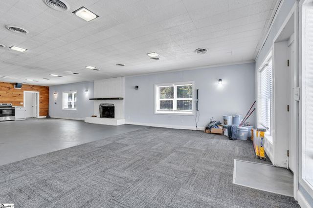 612 W Main Street, Easley, SC 29640