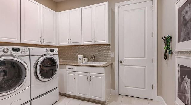14907 CONTENTA LOOP, Bradenton, FL 34211