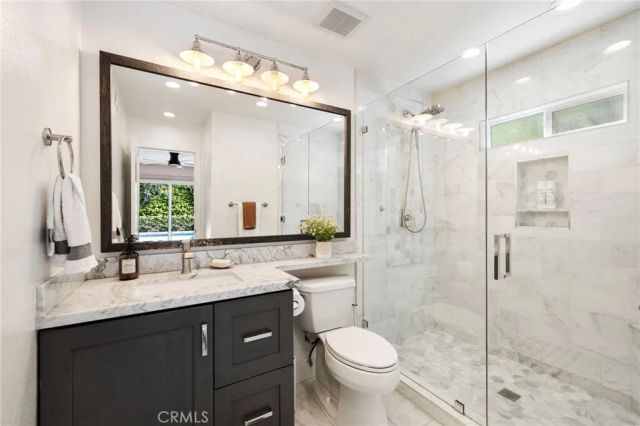 2705 Starbird Drive, Costa Mesa, CA 92626