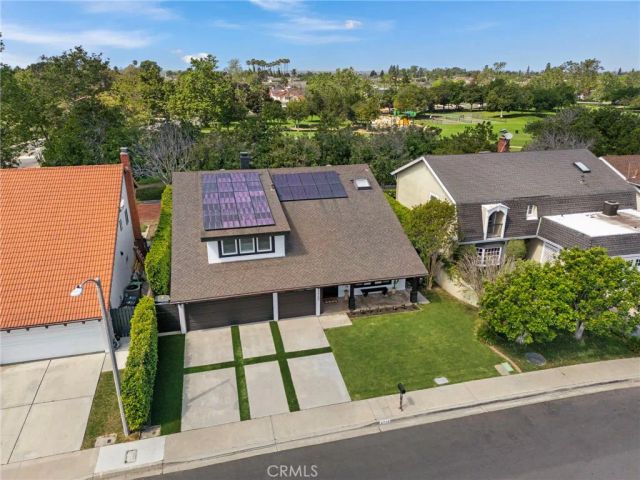 2705 Starbird Drive, Costa Mesa, CA 92626